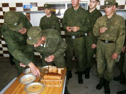Военные Архангельской области посетили исправительную колонию
