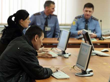 Мужчина пришёл сдавать экзамен в ГИБДД по чужим документам