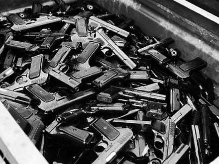 В Северодвинске люди с психическими расстройствами имели разрешение на ношение оружия