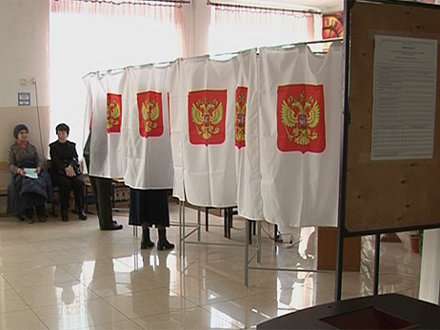 Не знаешь где голосовать? Позвони!