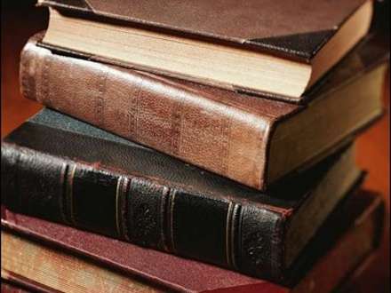 В столице Поморья собирают духовные книги
