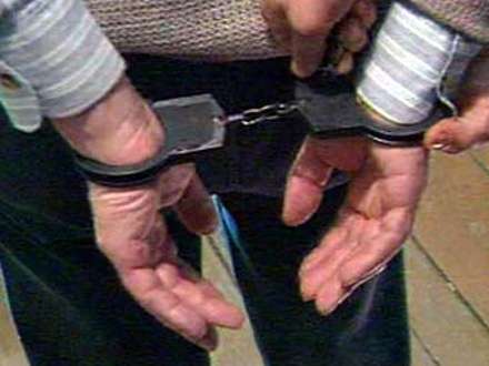 В Архангельске задержана группа людей, вымогавших деньги у предпринимателей