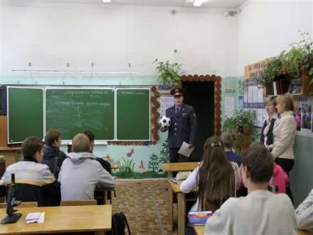 Школьники помогли скрутить преступника