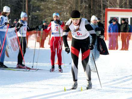 Екатерина Ядовина завоевала «золото» на сыктывкарской лыжне