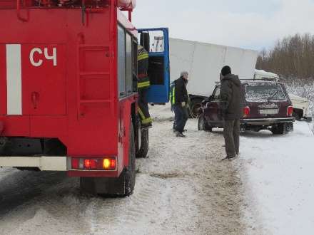 В ДТП на Окружном шоссе в Архангельске пострадали люди