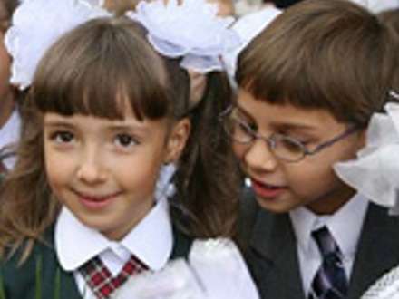 Gifted Pomor schoolchildren will be�presented with Lomonosov�Encyclopaedia