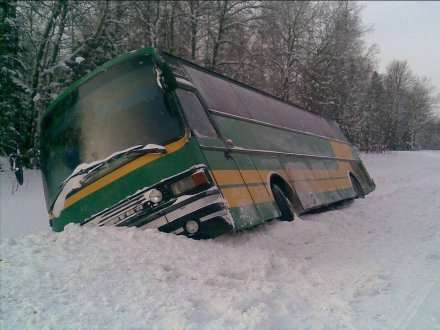 И дороги, и автобусы в Поморье не в порядке
