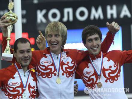 Абсолютный чемпион побывал на свадьбе архангельского конькобежца