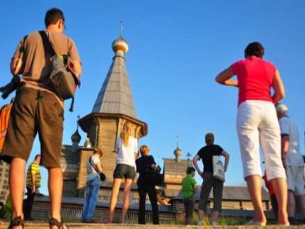 Кенозерье встречало гостей из Европы и России