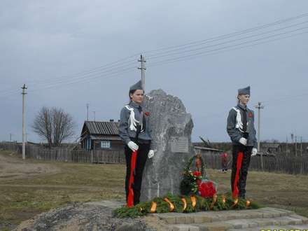 В Онежском районе установили памятный знак ветеранам