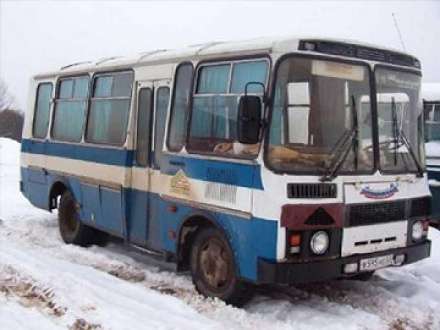 В столице Поморья по вине водителей автобусов пострадали два ребенка