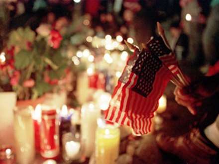 Весь мир вспоминает жертв теракта 9/11